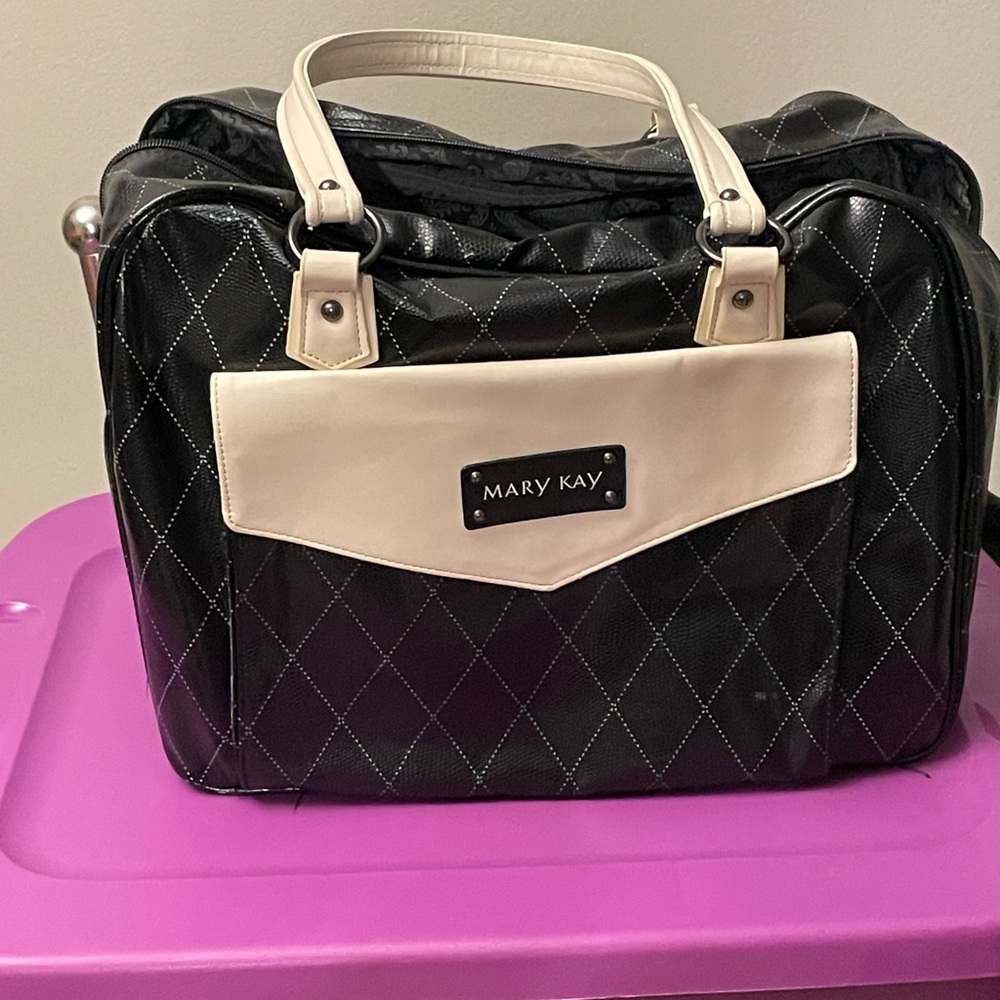 Mary Kay bag. Never used! $100 plus Shipping